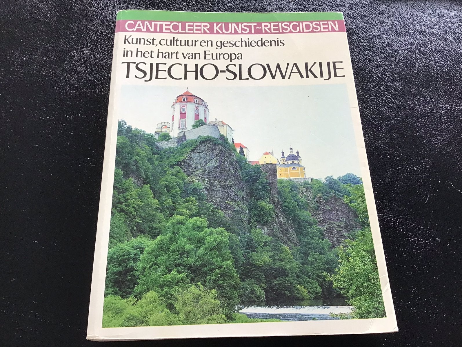 Tsjechoslowakije, Boeken, Europa, Ophalen of Verzenden, Reisgids of -boek, Gelezen