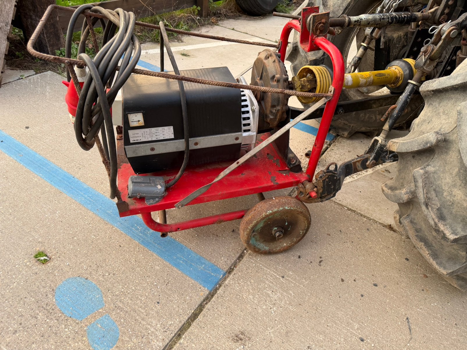 Aggregaat generator aftakas Leroy-Somer LSA 35, Ophalen, Gebruikt