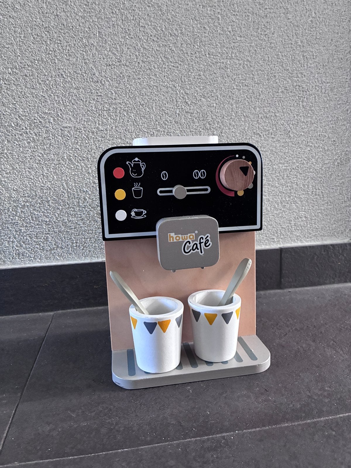 Howa Café Houten Speelgoed Koffiezetapparaat met Accessoires, Kinderen en Baby's, Ophalen, Zo goed als nieuw, Meubelstuk of Keukentje