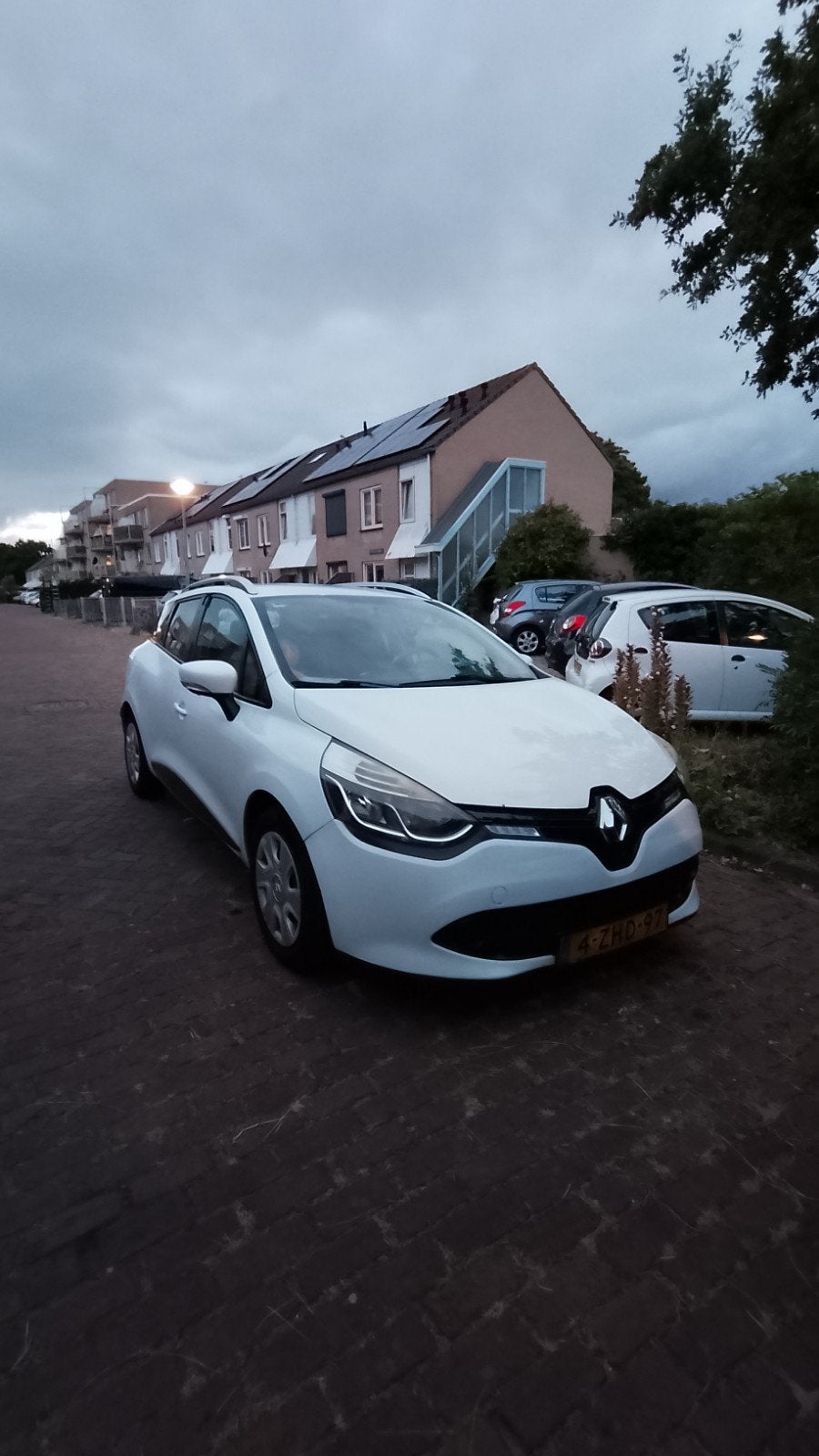 Renault Clio 1.5 DCI 66KW Estate 2015 Wit, Voorwielaandrijving, 4 cilinders, 1096 kg, Wit