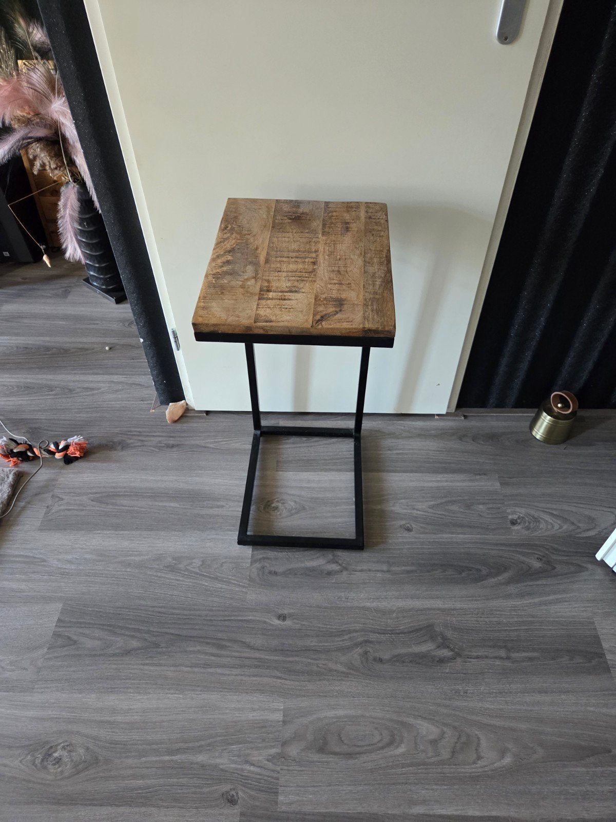 bank bijzet tafel, Ophalen