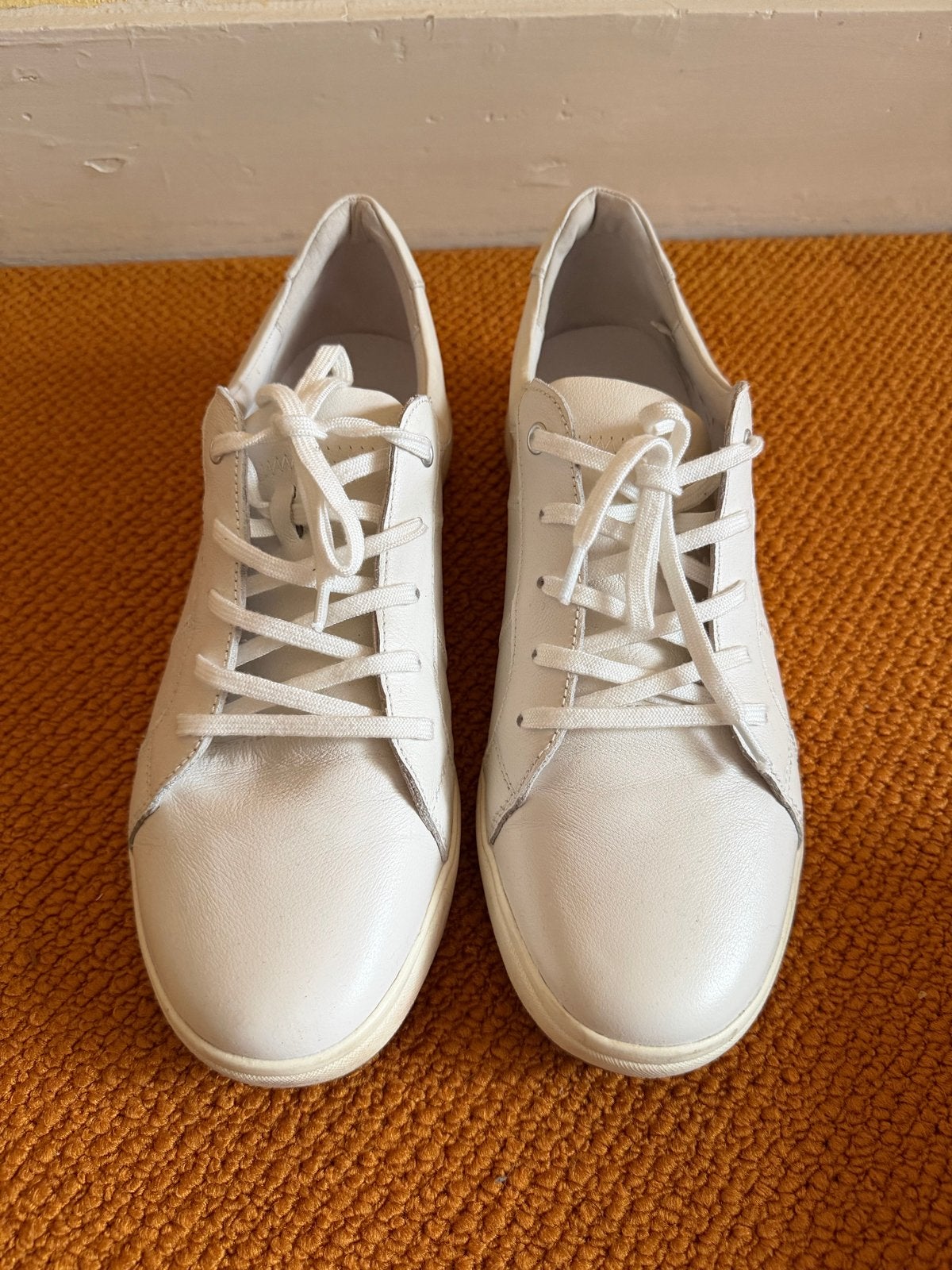 Witte Josef Seibel sneakers, maat 43, nieuw, Ophalen of Verzenden, Nieuw, Wit, Sneakers of Gympen