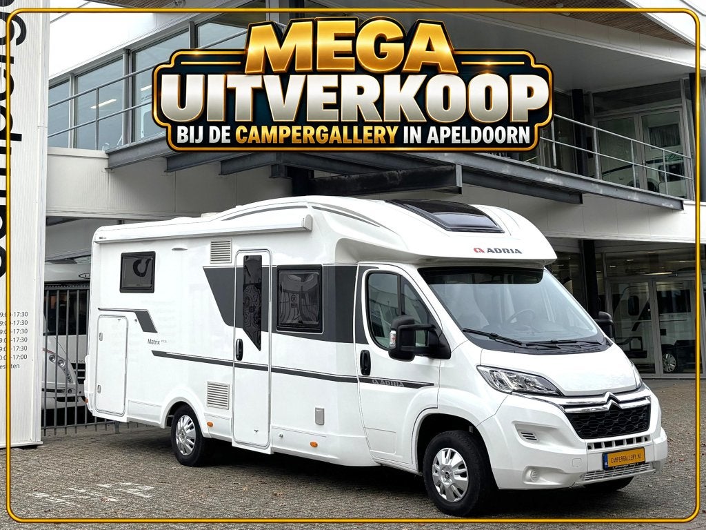 Adria Matrix 670DL ENKELEBEDDEN HEFBED FACE TO FACE 48.770KM, Caravans en Kamperen, 7 tot 8 meter, Bedrijf, Adria, 7 tot 8 meter