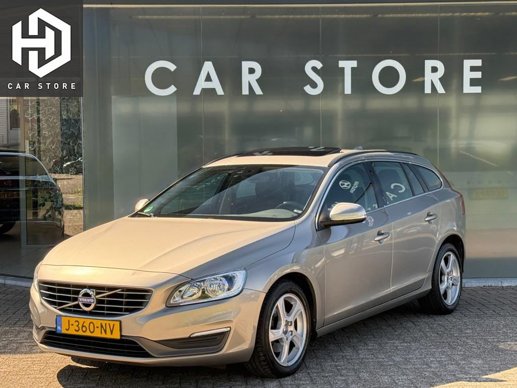 Volvo V60 2.0 D4 AUTOMAAT Momentum NAVI PDC SCHUIFDAK, Auto's, 4 cilinders, 23 km/l, Diesel, 168 €/maand