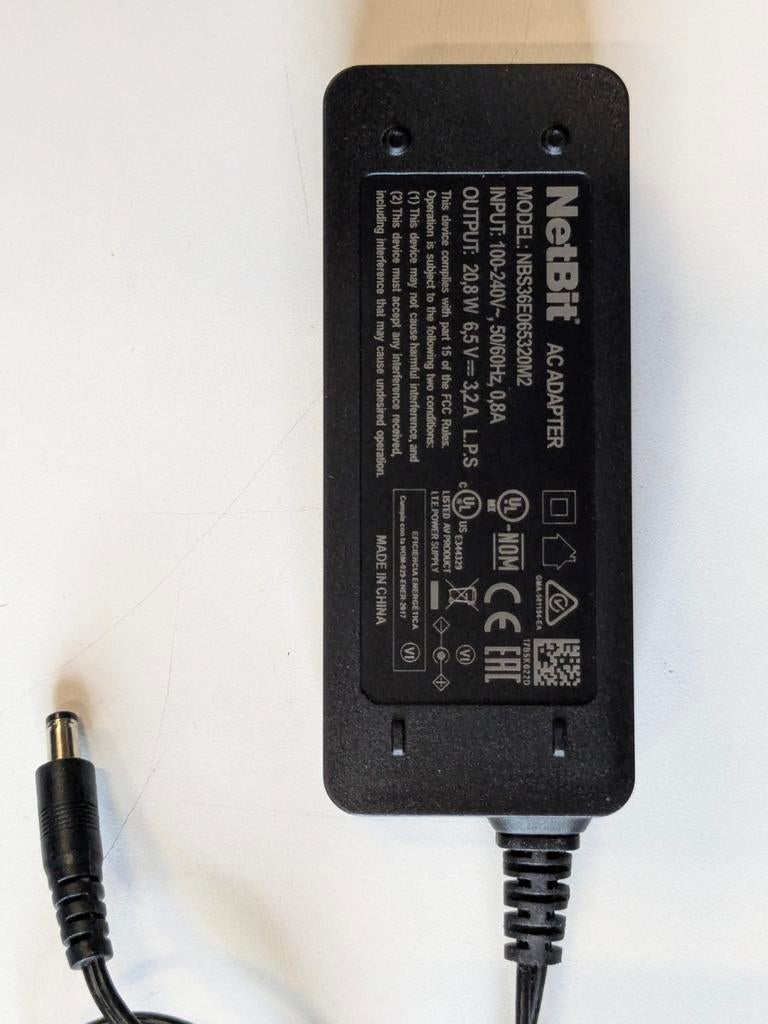 NetBit AC Adapter NBS36E065320M2 - 6.5V 3.2A, Computers en Software, Laptop-opladers, Ophalen of Verzenden, Gebruikt, NetBit