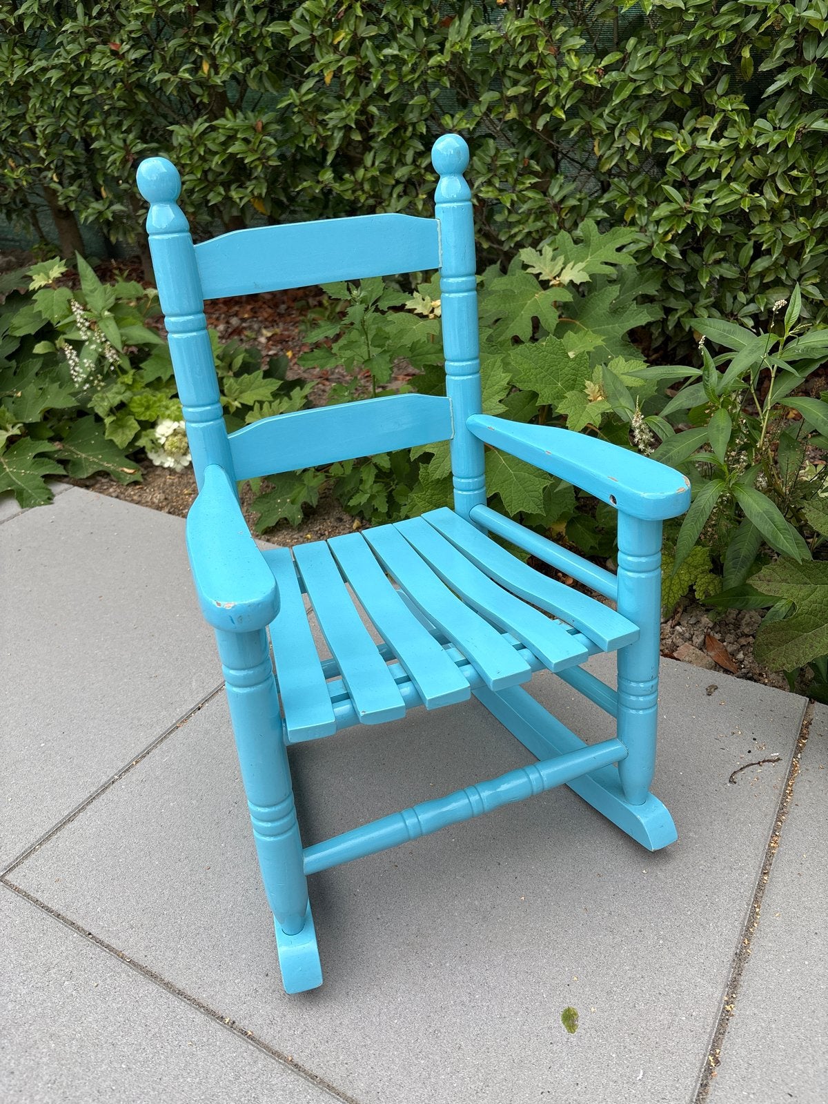 Schattige blauwe kinder schommelstoel, Kinderen en Baby's, Kinderkamer | Tafels en Stoelen, Ophalen, Gebruikt, Stoel(en)