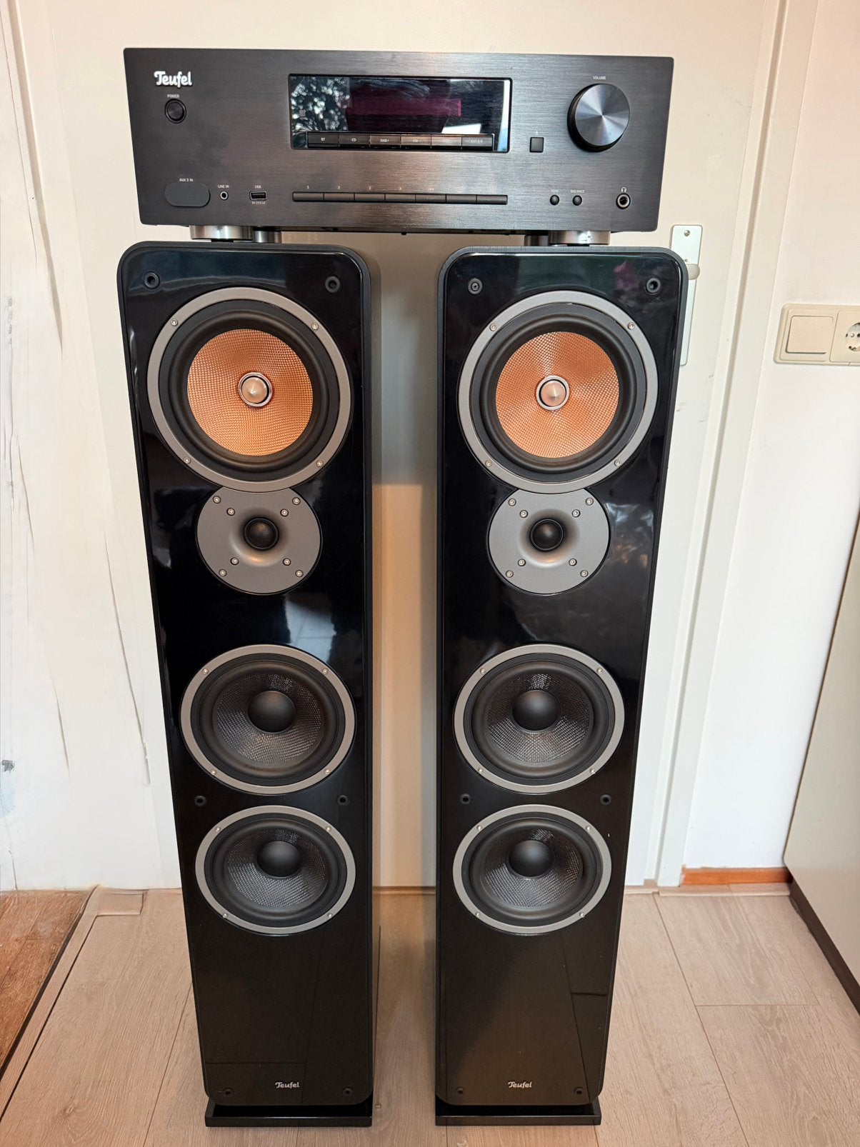 Teufel stereoset UL40 MK2, Vloerstaande luidspreker, Zo goed als nieuw, Inclusief kabels, Ophalen