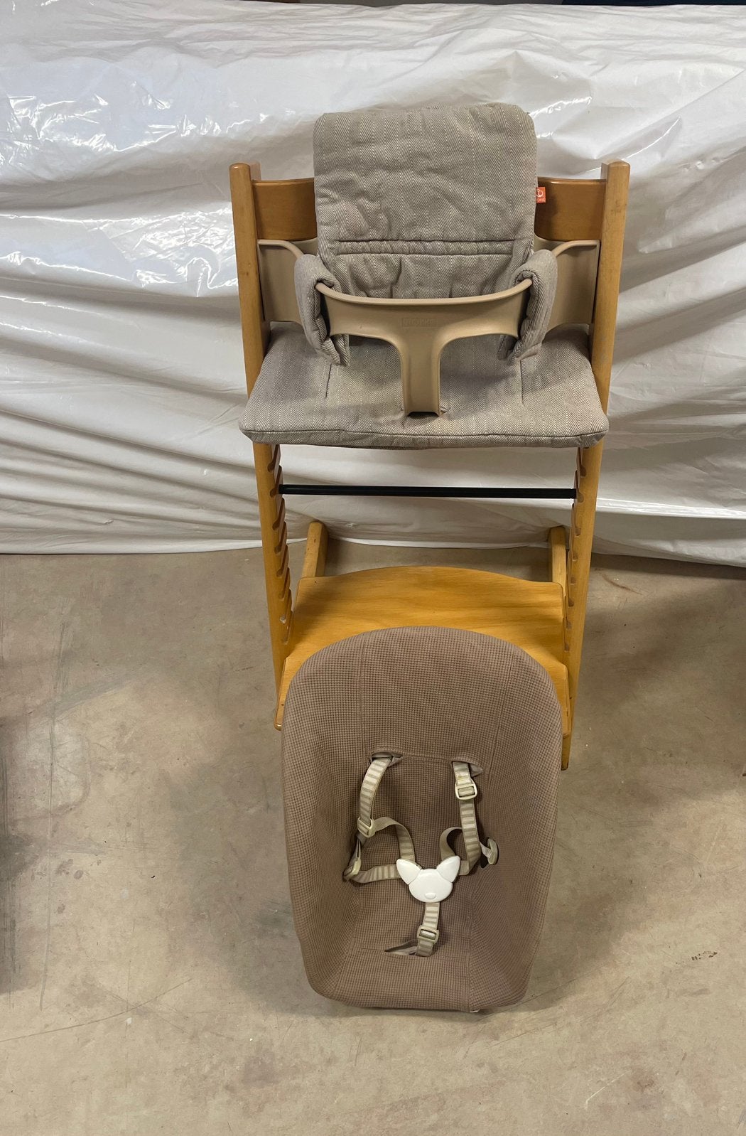 Stokke tripp trapp + newborn + babyset, Kinderen en Baby's, Ophalen, Gebruikt, Meegroeistoel, Aanschuifbaar