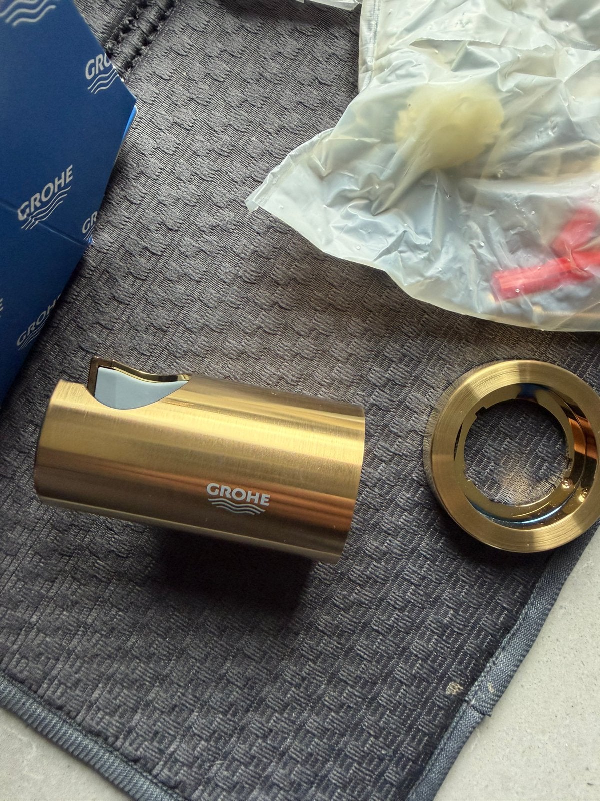 GROHE Rainshower handdouchehouder goud 27074GN0 – nieuw, Ophalen of Verzenden, Nieuw