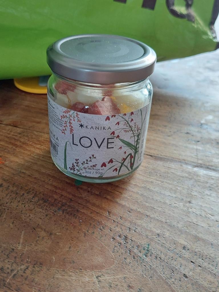 Kanika Love kaars in glazen potje, Ophalen of Verzenden, Nieuw