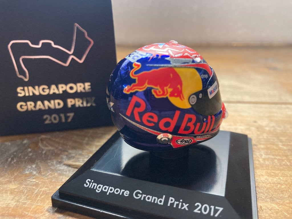 ✅ Max Verstappen 1:8 Helm Red Bull RB13 Singapore GP 2017, Verzamelen, Automerken, Motoren en Formule 1, Ophalen of Verzenden