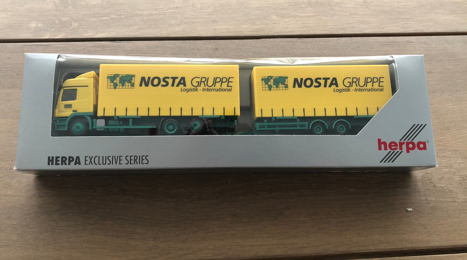 Nosta Gruppe Vrachtcombi, Hobby en Vrije tijd, Modelauto's | 1:87, Ophalen, Zo goed als nieuw, Bus of Vrachtwagen