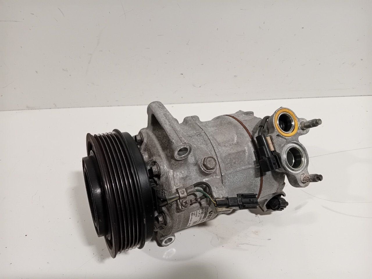 Airco pomp Volvo V40, Onderdelen@venauto.nl, Van der Ven Autorecycling B.V., Gebruikt, Ettenseweg 76, 4706 PB Roosendaal, The Netherlands