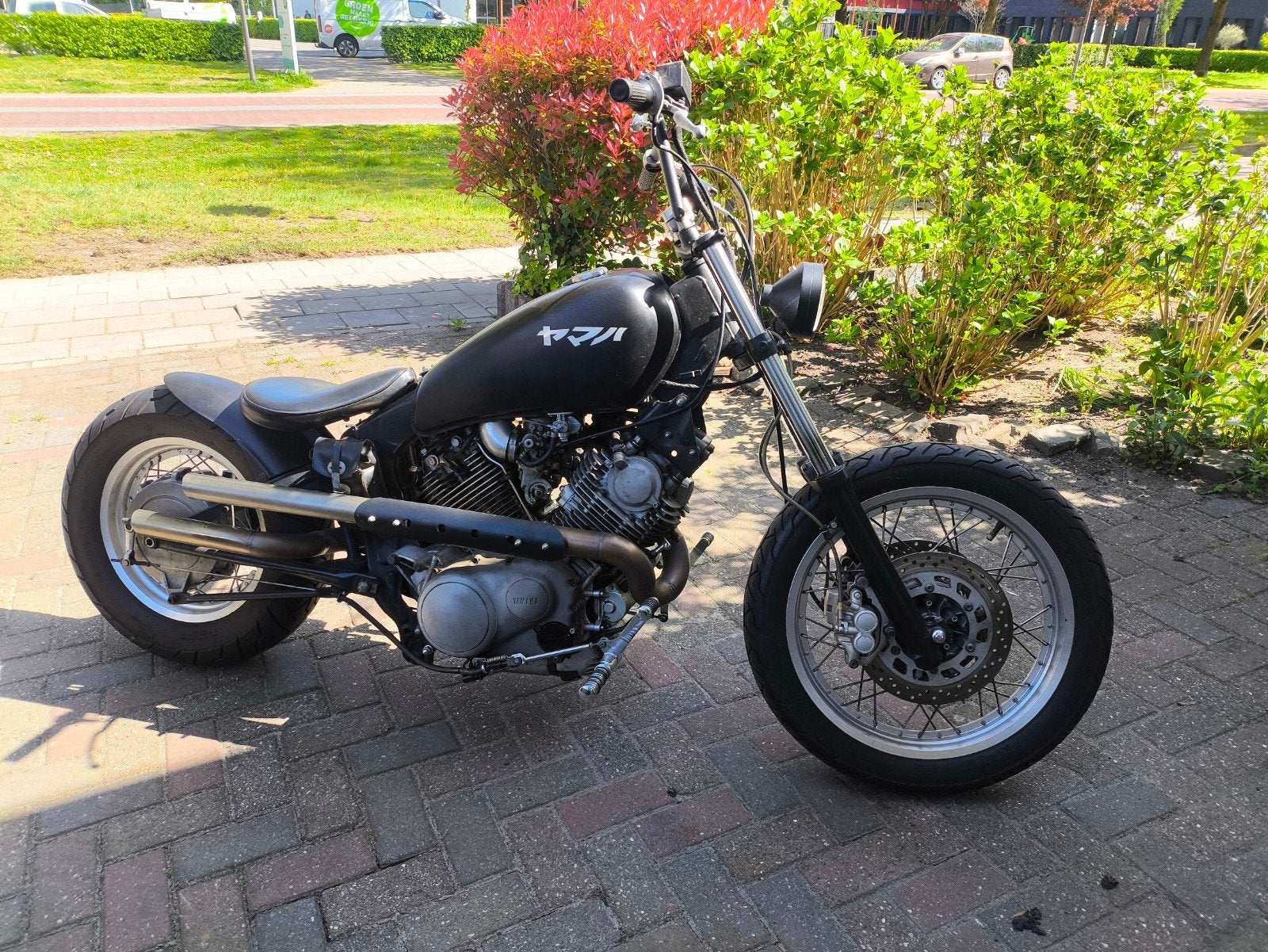 Kapotte Yamaha TR1 1000cc 1985 Belastingvrij
Onderdelen

De, Ophalen