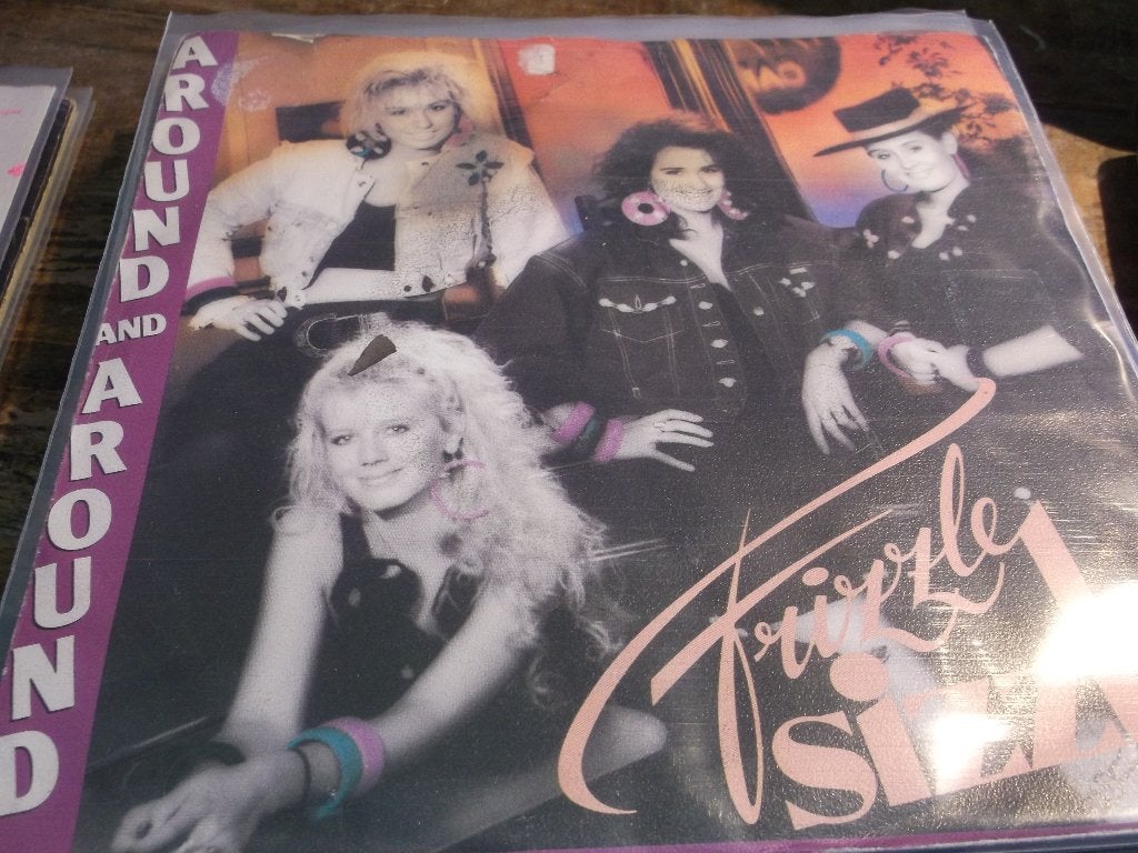 frizzle sizzle Around and around 28, Ophalen of Verzenden, Gebruikt, 7 inch, Pop