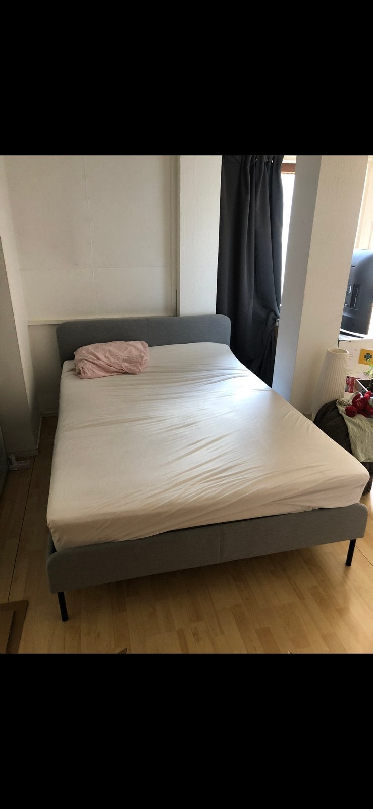 Ikea bed - grijs, Ophalen, Wit, Tweepersoons, 140 cm