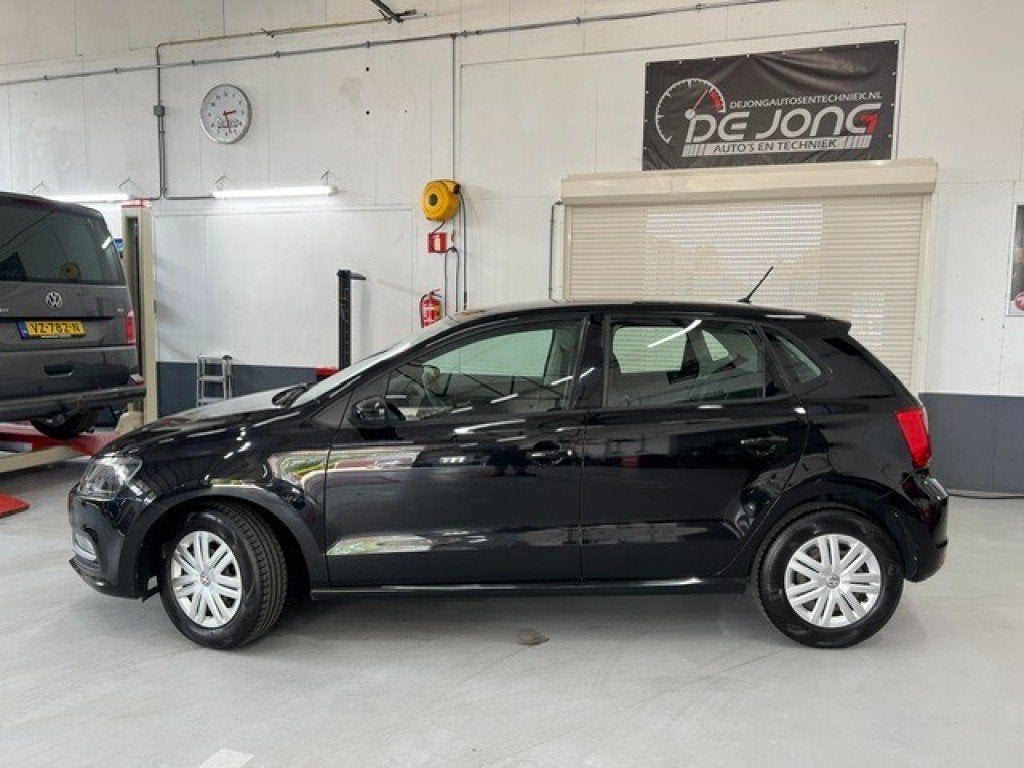 Volkswagen POLO 1.0 MPI COMFORTLINE, AIRCO, MEDIA SYST, VOLL, Auto's, Euro 6, Zwart, Bedrijf, Geïmporteerd