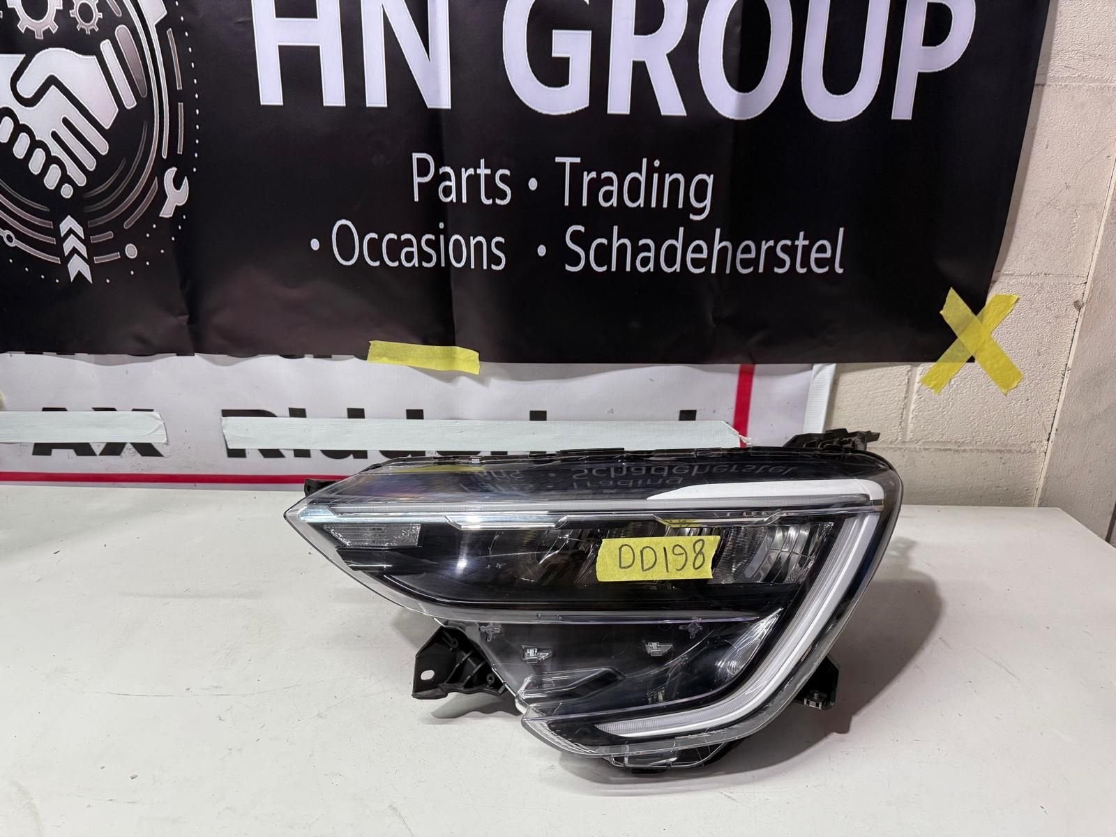 RENAULT ARKANA FULL LED KOPLAMP, Gebruikt, -, -, Ophalen of Verzenden