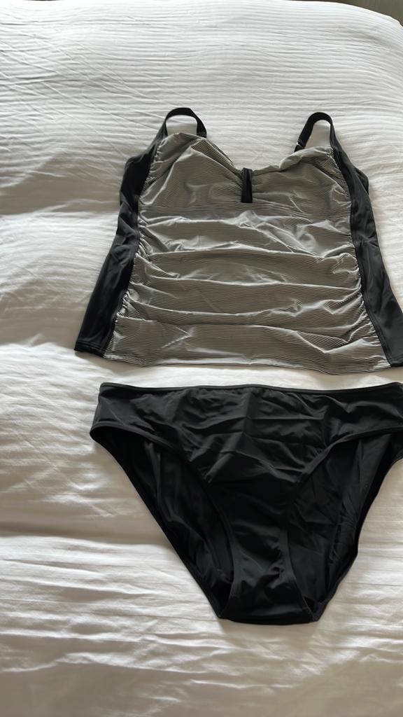 Tankini, Kleding | Dames, Badmode en Zwemkleding, Ophalen of Verzenden, Zo goed als nieuw, Zwart, Overige typen