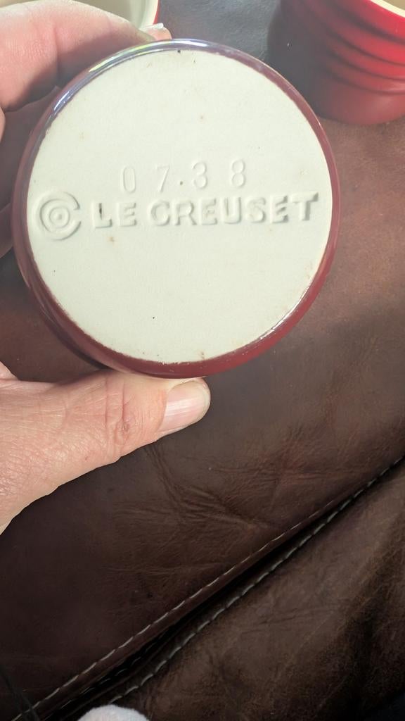 Le Creuset Ramekins Rood - Set van 4, Ophalen of Verzenden, Zo goed als nieuw, Kom(men), Overige stijlen