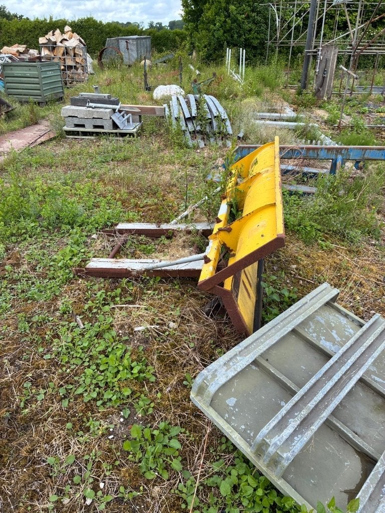 Sneeuwschep, Ophalen