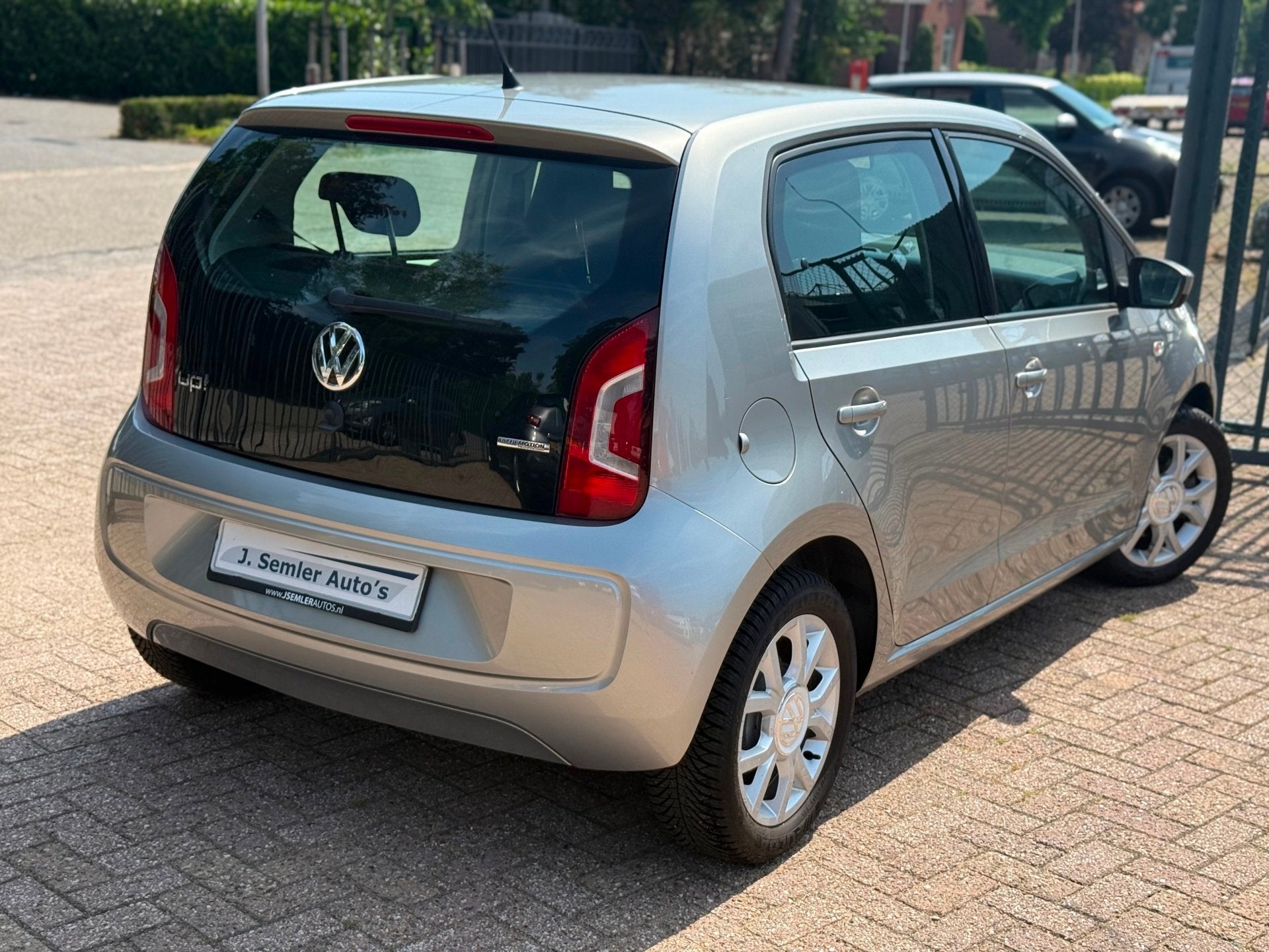 Volkswagen Up! 1.0 high up! BlueMotion AIRCO 28.000 KM ! BOE, Auto's, Volkswagen, Voorwielaandrijving, Euro 5, Gebruikt, Up!