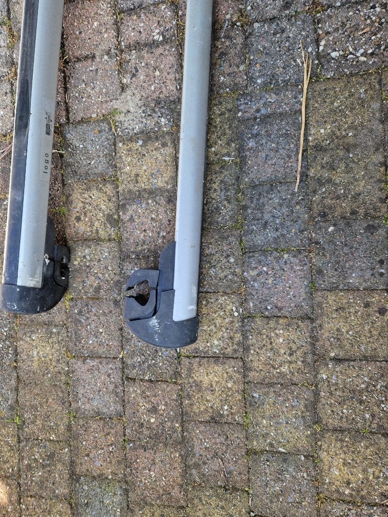 dakdragers vw Touran, Ophalen, Zo goed als nieuw