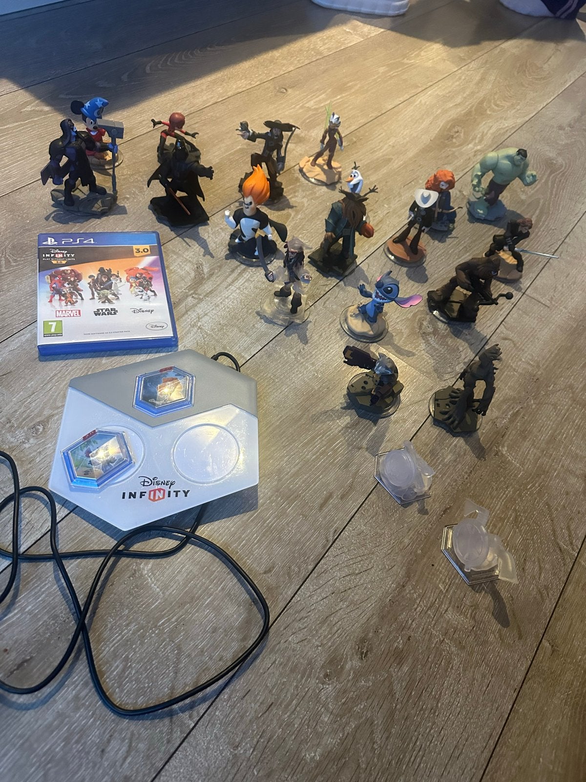 Disney Infinity PS4 Complete Set - Karakters & Game, Ophalen of Verzenden, Gebruikt