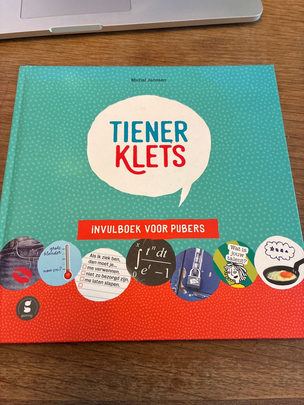 Tienerklets - Invulboek voor Pubers (Michal Janssen), Ophalen of Verzenden, Zo goed als nieuw, Non-fictie