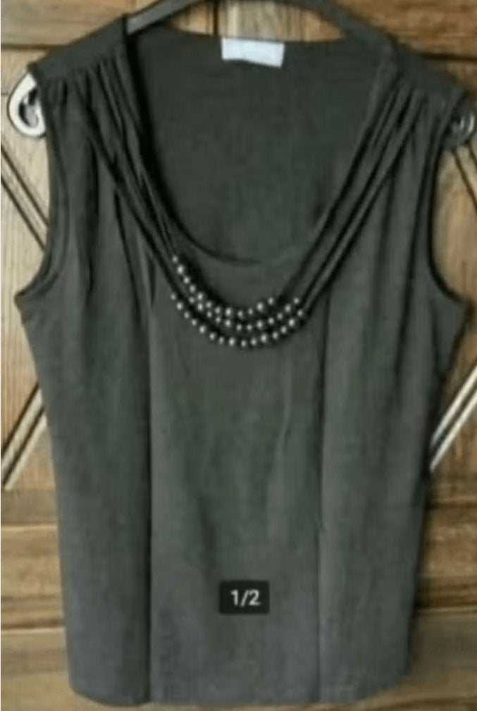 Zwarte damestop, top leuke details kralen; 40 - 42; Cavita, Kleding | Dames, Maat 38/40 (M), Zwart, Ophalen of Verzenden, Zo goed als nieuw