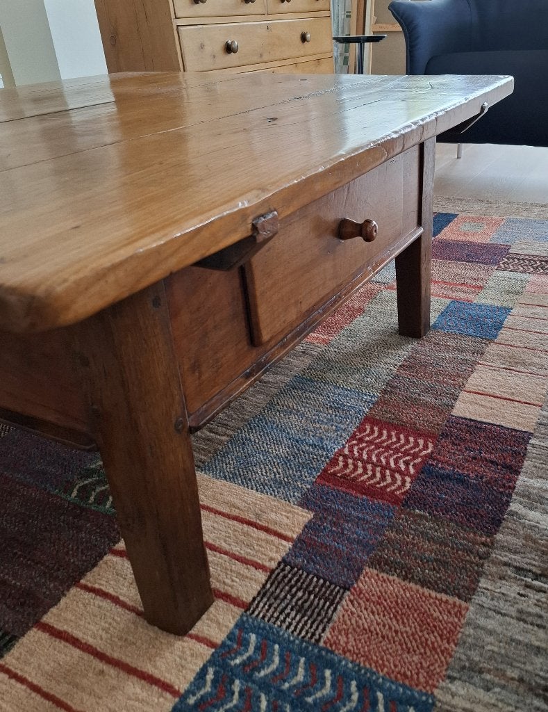 Salontafel van kersenhout, Ophalen