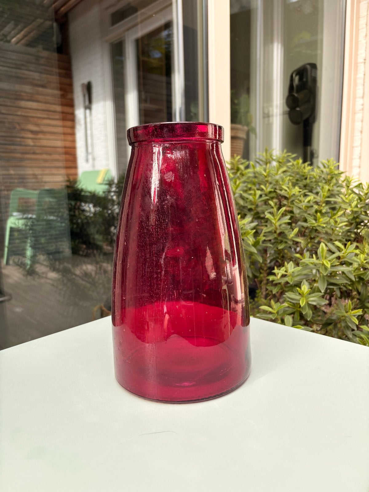 GRATIS - Mooie roze glazen vaas - 26 cm hoog, 26 cm, Gebruikt, Ophalen of Verzenden, Glas