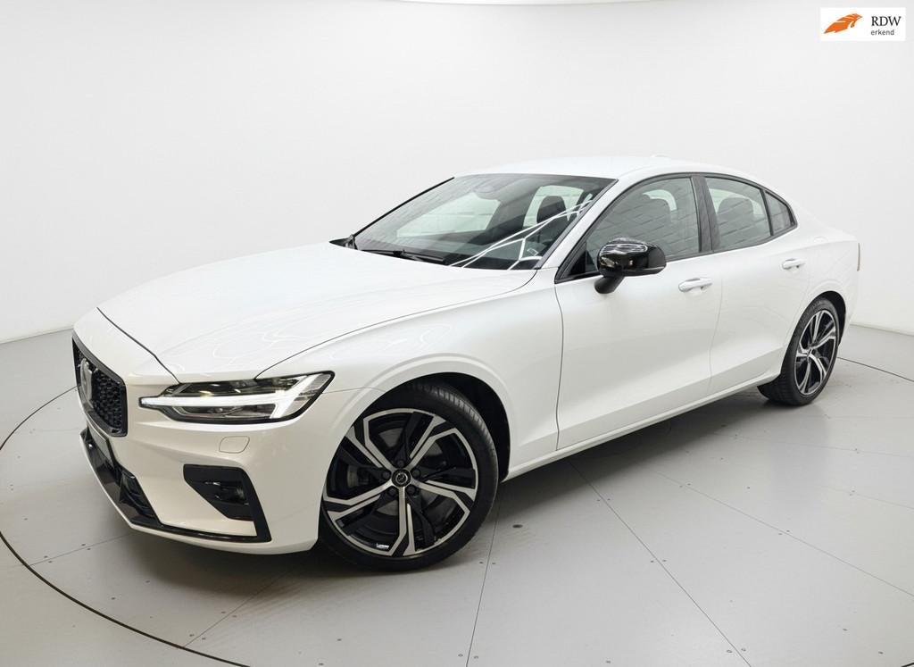 Volvo S60 2.0 B3 Ultimate Dark AUTOMAAT LEER NAVI CAMERA, Auto's, Gebruikt, Zwart, 4 cilinders, 1969 cc