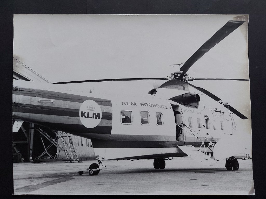 Foto van een KLM Helikopter de PH-NZC (F1008), Ophalen of Verzenden, Gebruikt, Kaart, Foto of Prent