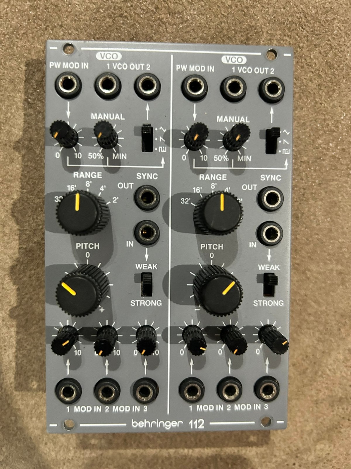 Behringer 112 dual VCO eurorack module (System 100), Ophalen of Verzenden, Zo goed als nieuw