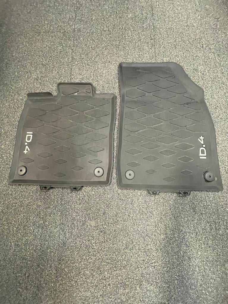 Rubber mattenset VW iD4, Ophalen, Zo goed als nieuw