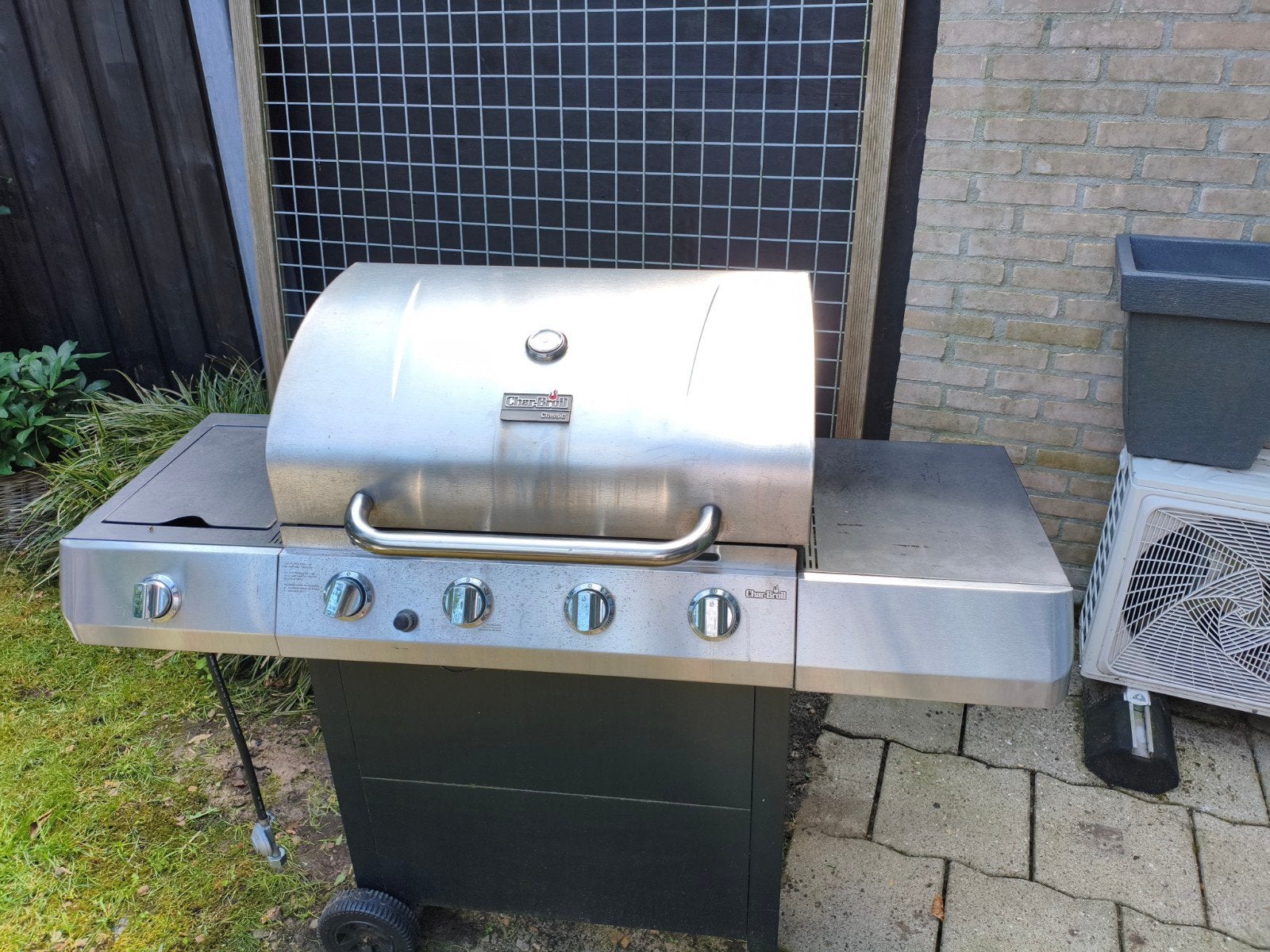 Char-Broil Classic gasbarbecue, Ophalen, Gebruikt, Char-Broil