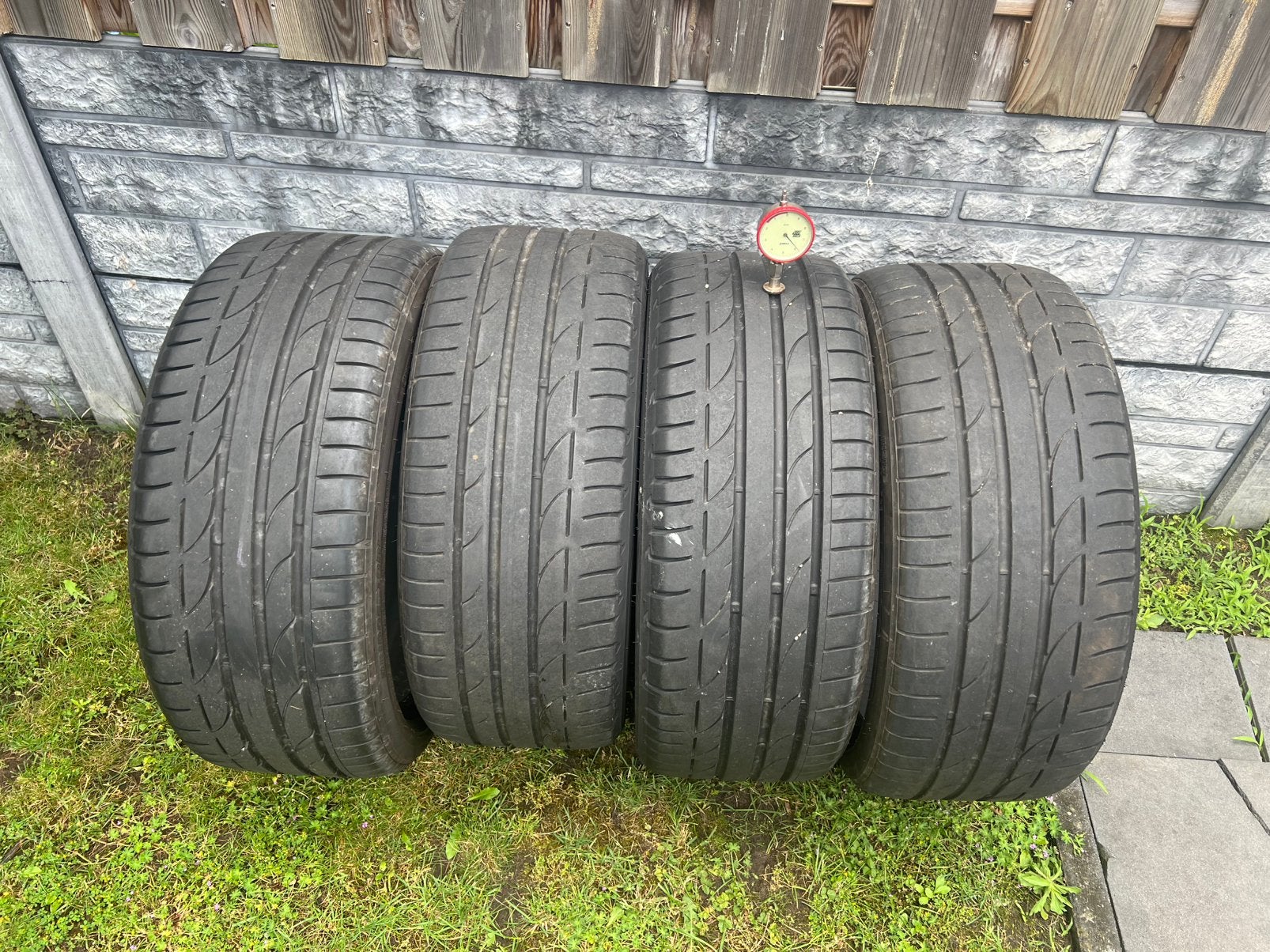 4stuk zomerbanden 225/40/19, Band(en), Personenwagen, Ophalen, 19 inch