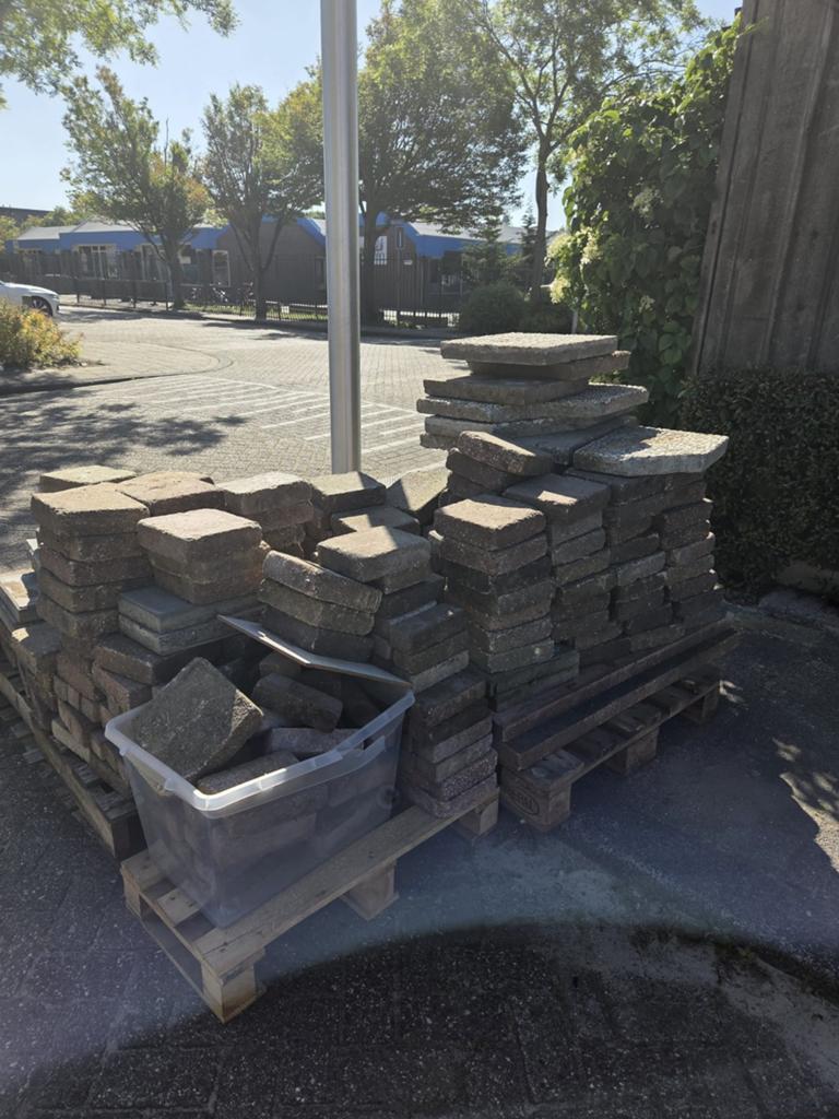 Gratis af te halen bestrating / tuintegels / stenen, Tuin en Terras, Ophalen of Verzenden