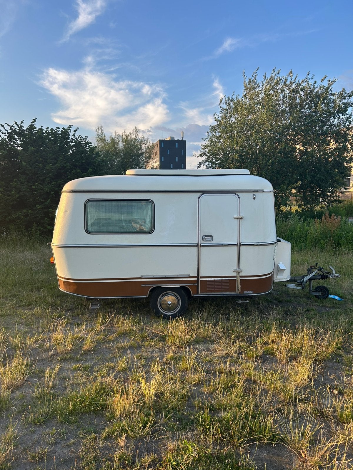 Eriba Pan Caravan/FAMILIA, Overige merken, Rondzit, Hefdak, Particulier