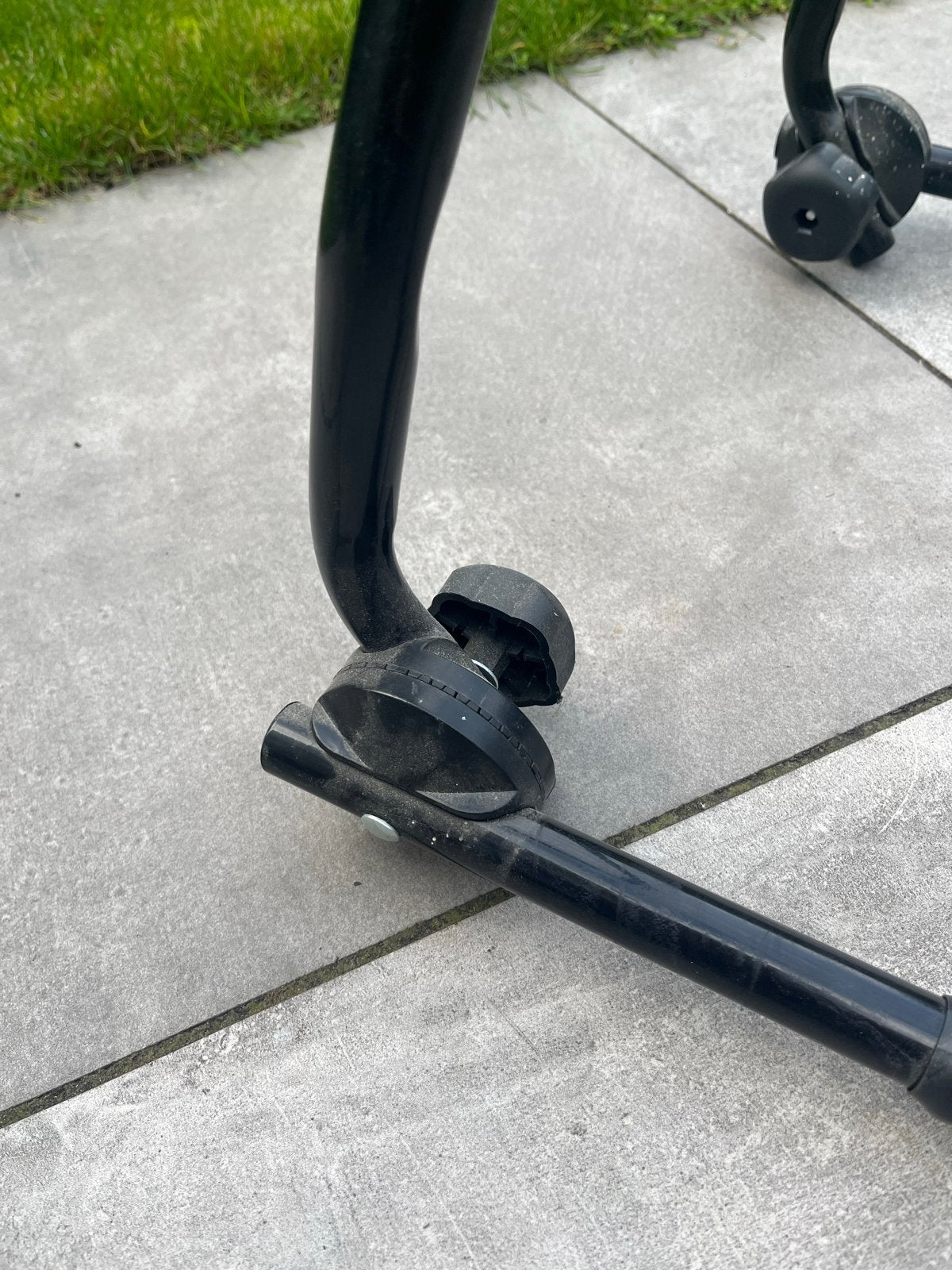 Wandsteun voor o.a.  fietsen Zwart, Fietsen en Brommers, Ophalen, Gebruikt