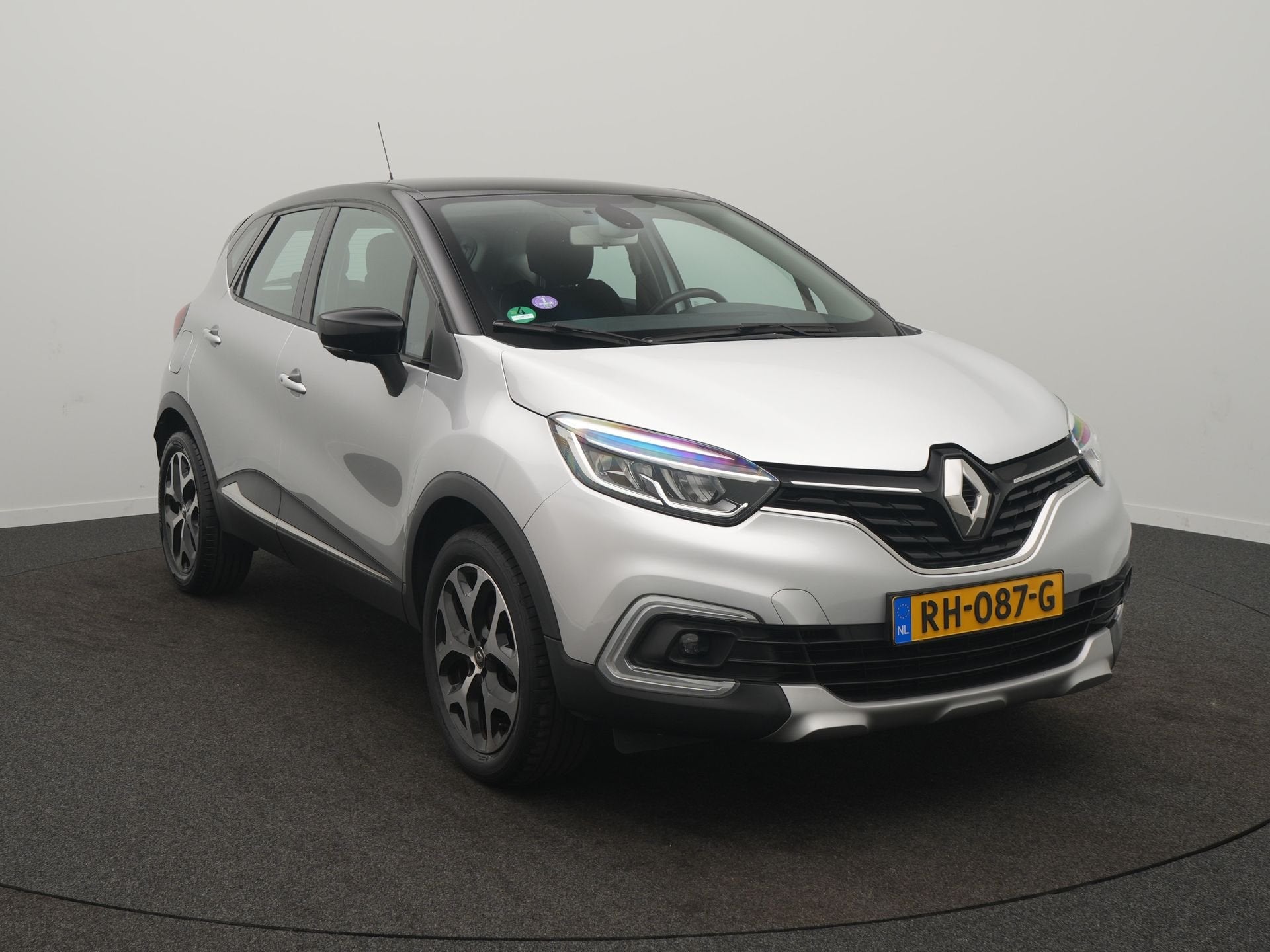Renault Captur TCe 90 Intens - RIJKLAARPRIJS - Trekhaak, Auto's, Renault, Voorwielaandrijving, Stof, Gebruikt, 620 kg