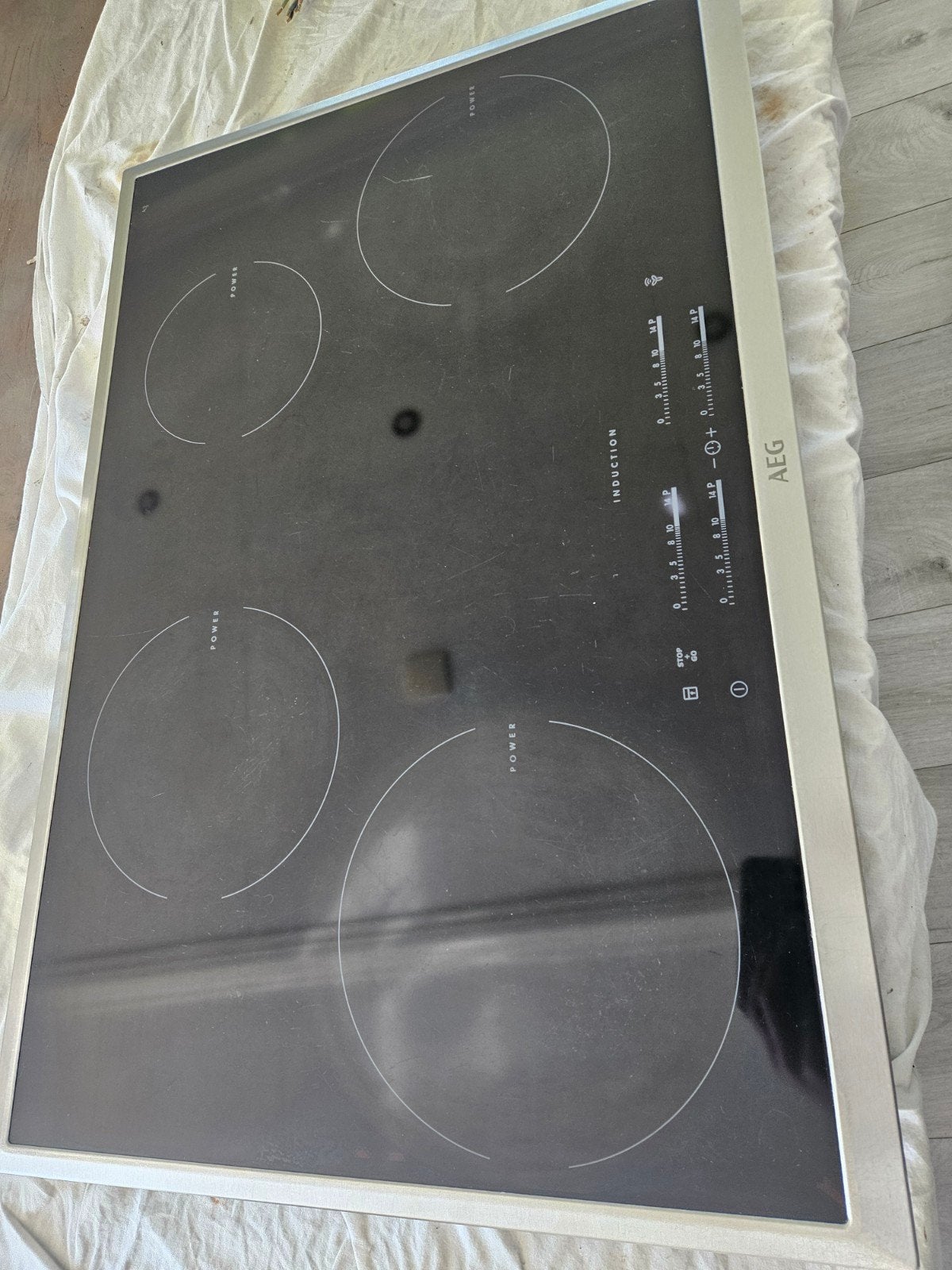 AEG HK8542H1XB Inductiekookplaat - 4 zones, Ophalen, Inductie, 4 kookzones