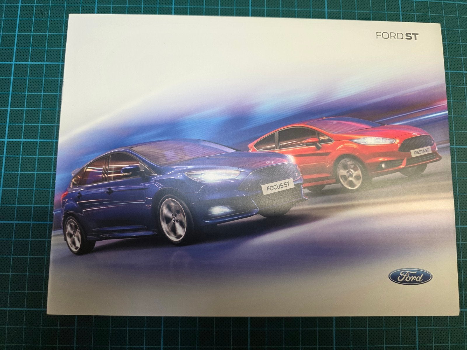 Ford ST Brochure - Focus ST & Fiesta ST, Ophalen of Verzenden, Zo goed als nieuw, Ford