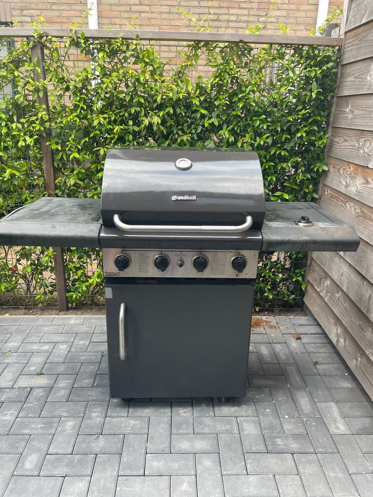 Grandhall Premium gasbarbecue met zijbrander, Tuin en Terras, Barbecue-accessoires, Ophalen, Gebruikt