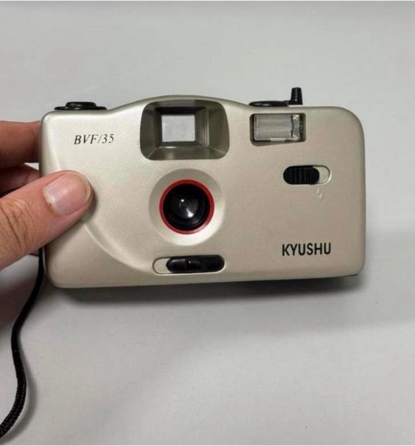 Kyushu BVF/35 Point-and-click 35mm camera analoog vintage, Audio, Tv en Foto, Fotocamera's Analoog, Compact, Ophalen of Verzenden