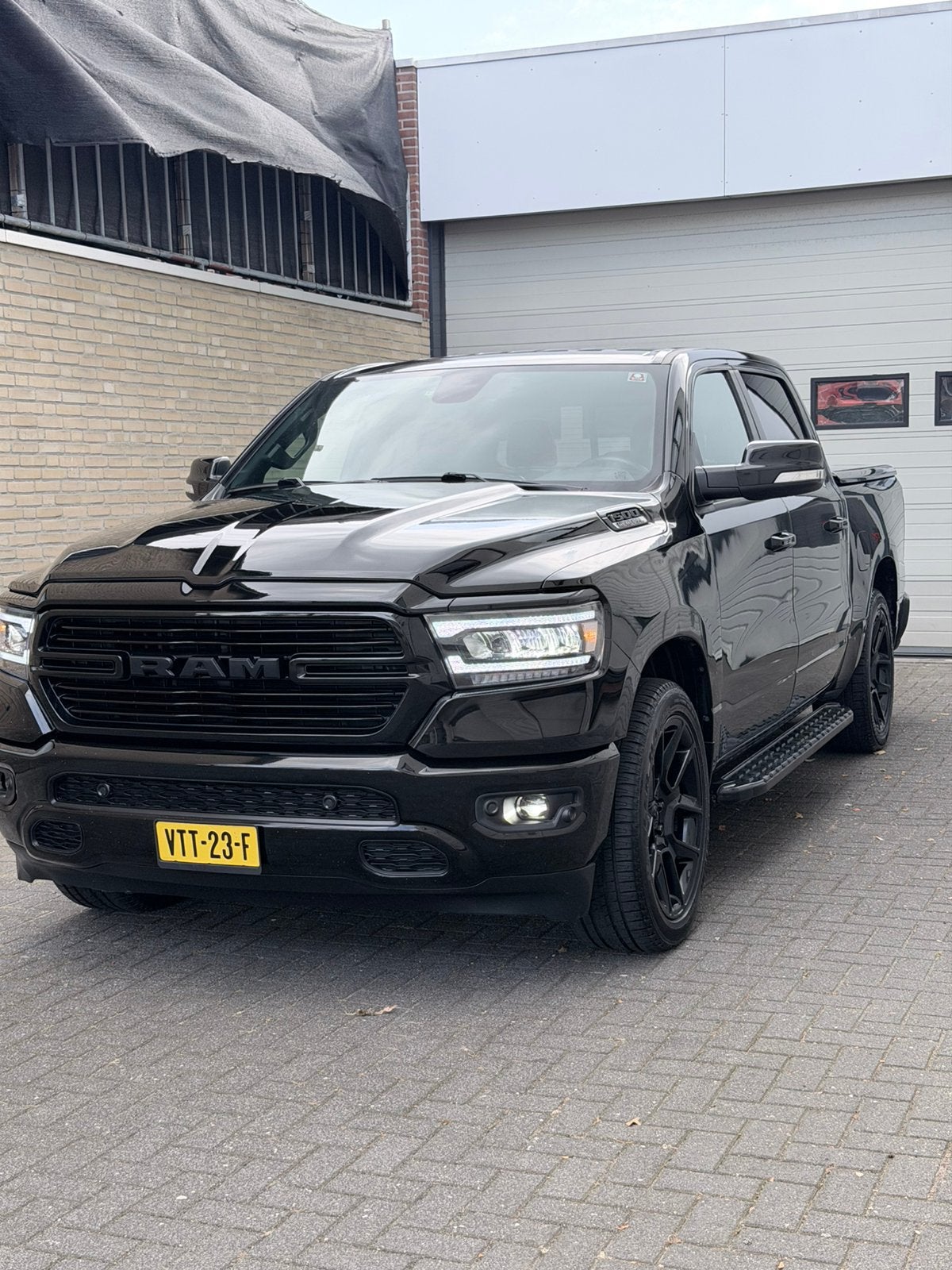 Dodge RAM 1500 5.7 V8 HEMI | 2020 | LPG 280L | MARGE | Black, Auto's, Automaat, 5654 cc, Zwart, Leder