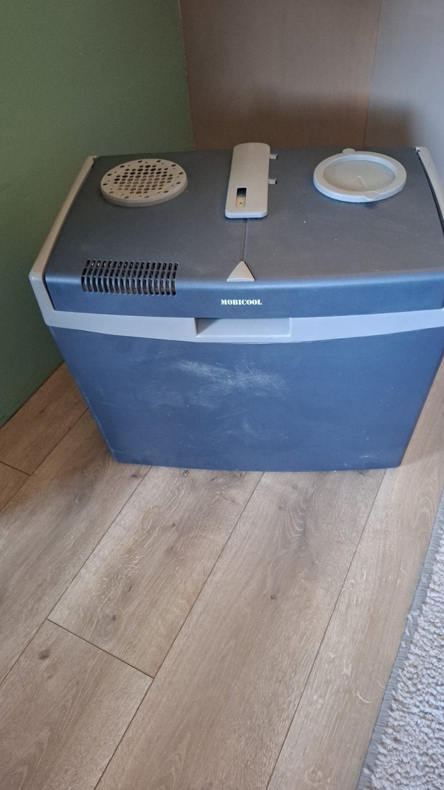 Elektrische koelbox en slaapmatjes, Ophalen, Elektrisch
