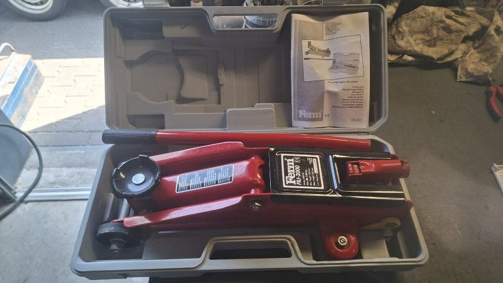 Ferm FRJ-2000 krik autokrik garagkrik schaarkrik, Auto diversen, Krikken, Gebruikt, Schaarkrik, Manueel, Ophalen of Verzenden