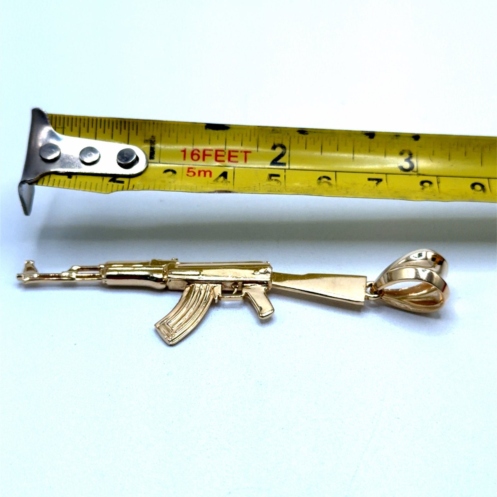 Gouden AK-47 Hanger - Uniek Design, Sieraden, Tassen en Uiterlijk, Overige voorstellingen, W, Nieuw, Ophalen of Verzenden